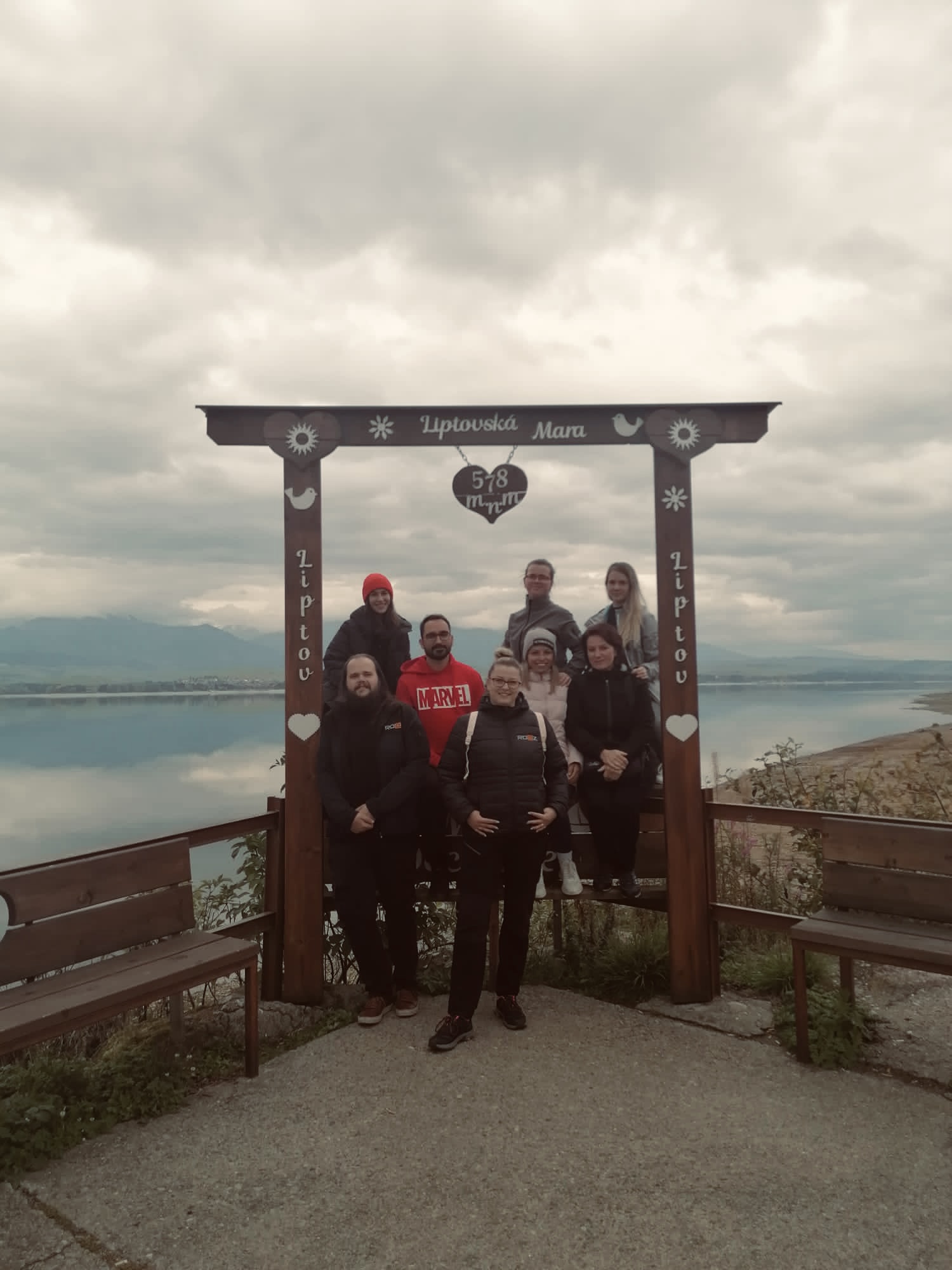 047e857d 7e10 408d 9344 666a5a0fd8c8